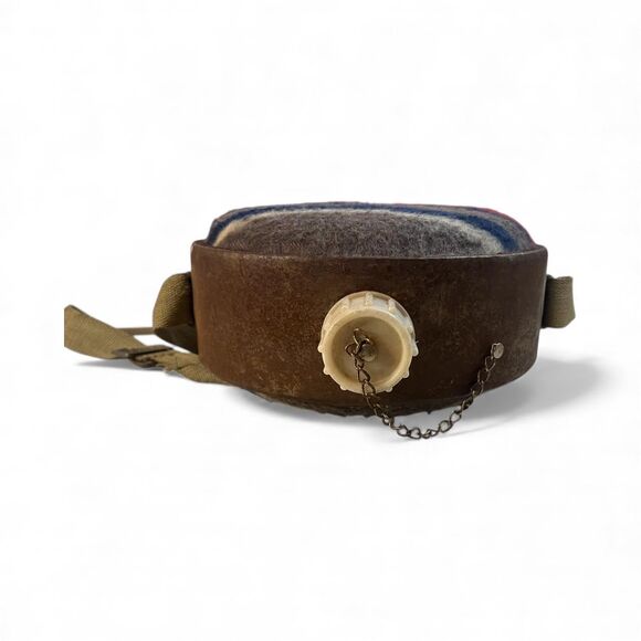Vintage wool covered canteen - Picture 3 of 6